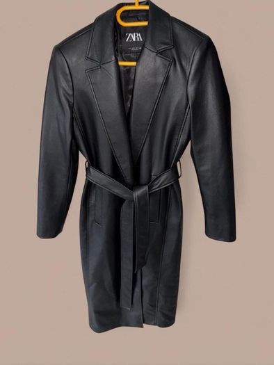 Zara Size S black faux leather Long trench coat with belt