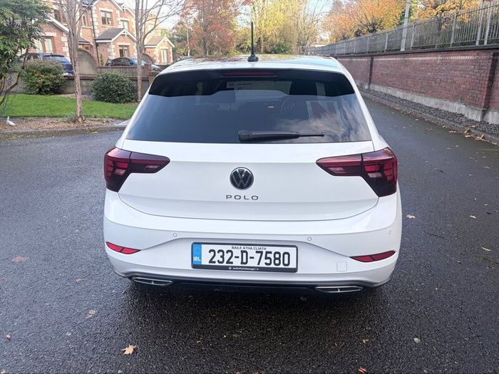 Volkswagen Polo  R - Line Auto 2023