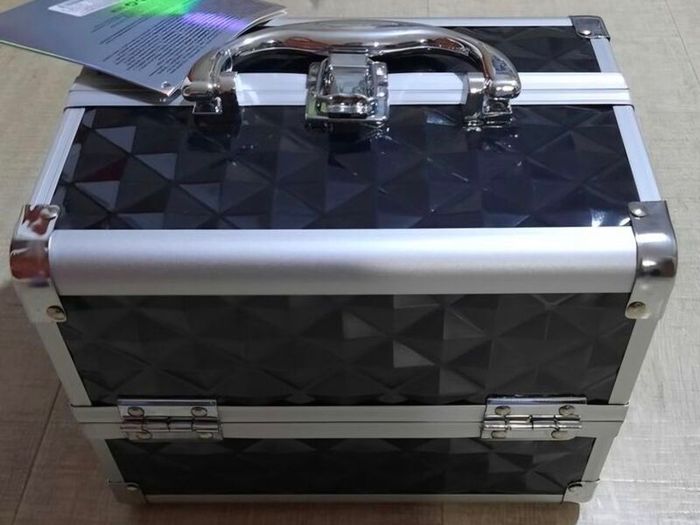 New make up set with case