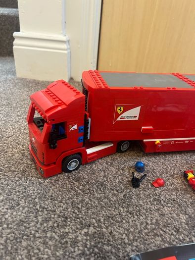 Lego Speed Champions: F14 T & Scuderia Ferrari Truck 75913