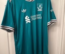 liverpool jersey