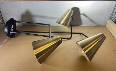 Vintage style multi-arm ceiling light.