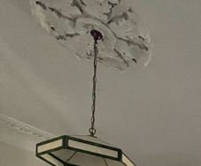Beautiful tiffany-style stained glass ceiling light