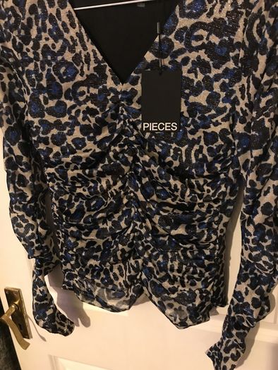 new roused sleeve pieces top rrp 40E