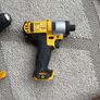 dewalt twin pack of impact driver and drill Image 2