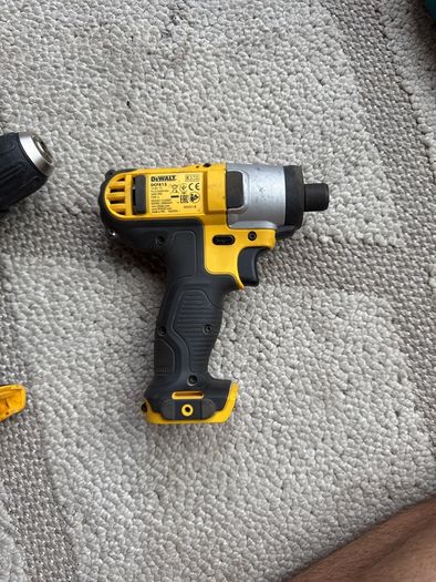 dewalt twin pack of impact driver and drill