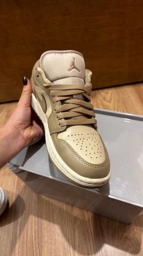 Nike Air Jordan 1 Mid Beige UK 3.5 BR 34