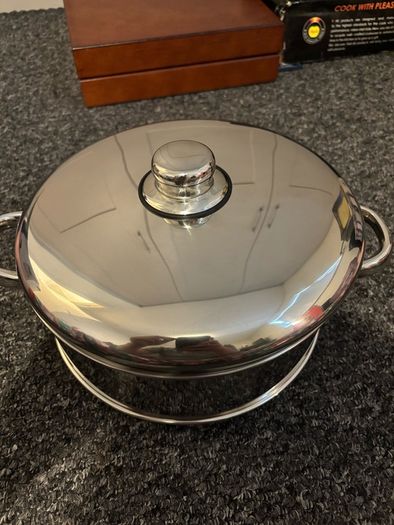Brand New / Unused Gourmet's Pride Deep Stockpot & Steamer Set (Open Box)