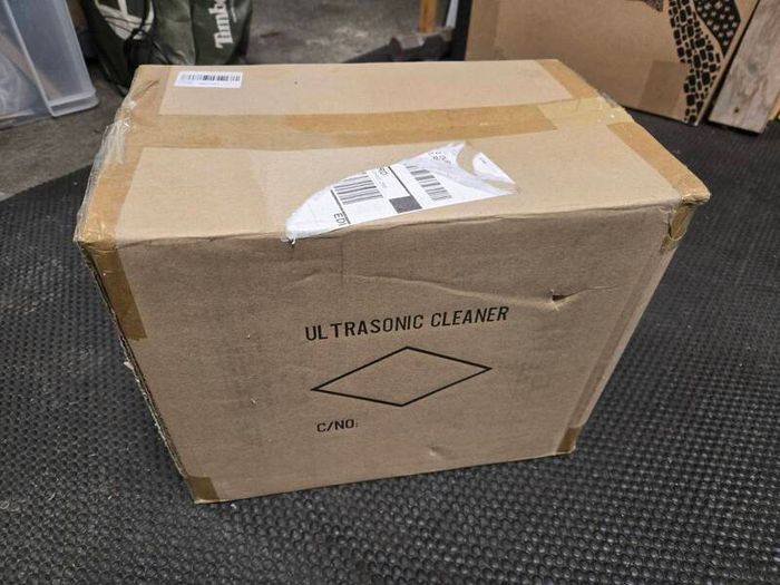 Ultrasonic cleaner