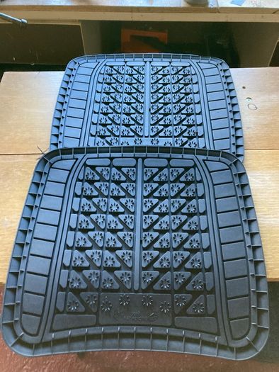 Rear footwell car mats