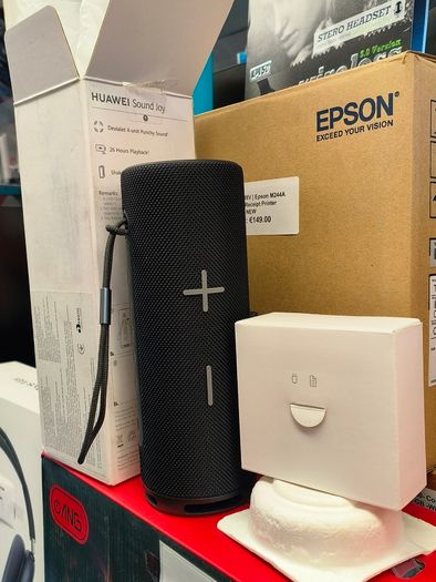HUAWEI Sound Joy Portable Bluetooth Speaker, 79 dBA @2 m Devialet Quad Speakers, 26 Hour Playback, Shake Stereo Link Up, Obsidian Black