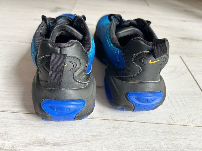 Nike Air blue boys runners Size 4