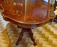 Exquisite table