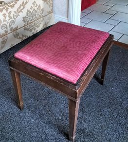 Makeup Stool