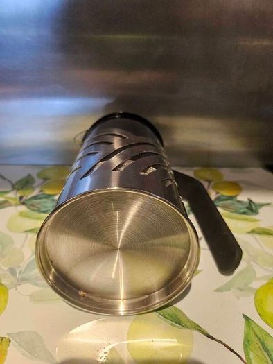 Coffee press pot