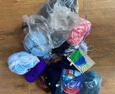 Wool Bits & Pieces