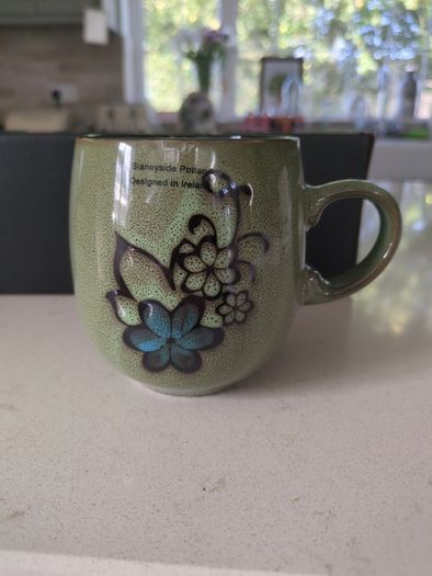 Pottery mug set