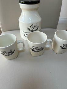 Ceramic coffee holder & 3cups