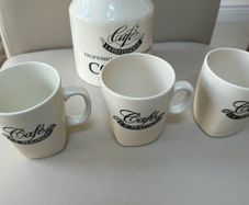 Ceramic coffee holder & 3cups
