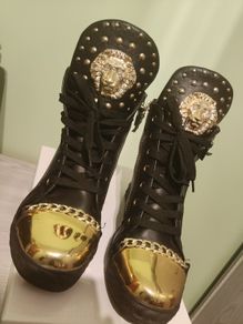 Lion Sneakers