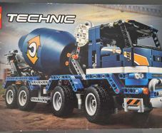 RETIRED LEGO Technic 42112 - Brand New & Sealed - Huge Construction Truck