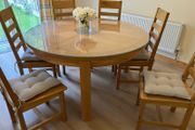 Oak Table Round and 6 Chairs