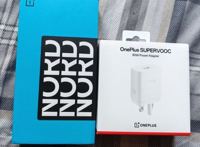 OnePlus Nord 5 12GB/512GB 80W Charger Plug