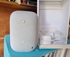 Google Nest Speaker