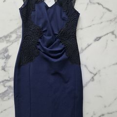 Navy blue lace bodycon dress Lipsy London (UK 12 / EU 40)