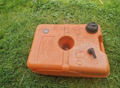 outbord pwtrol tank