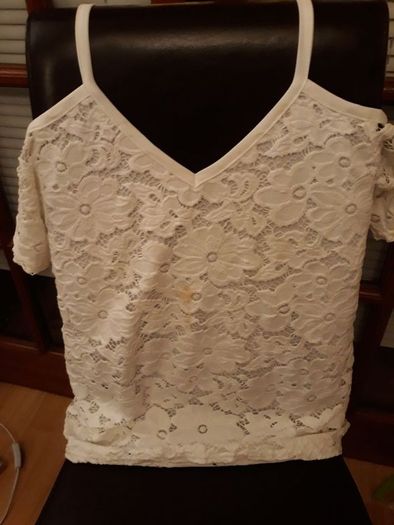 Lace V-Neck Top/Size:10 UK