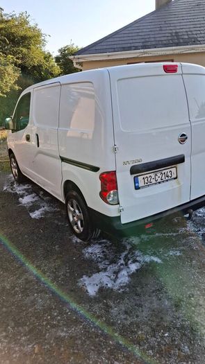 2013 nissan nv200