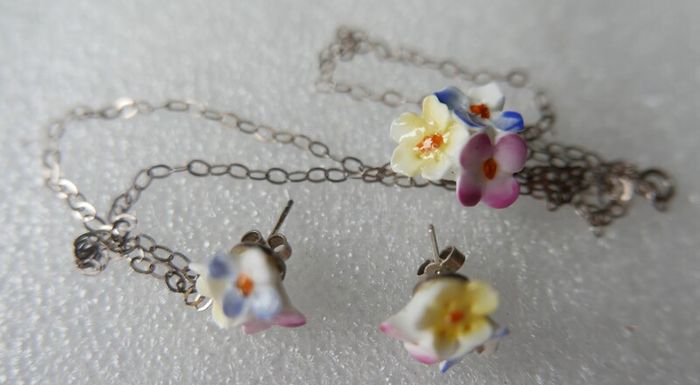 Vintage 925 Sterling Silver Harrods EARRINGS & NECKLACE, Harrods, polychrome painted porcelain.