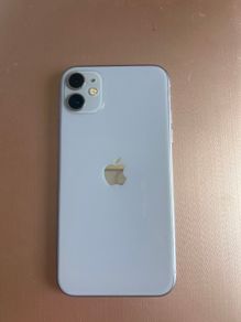iPhone 11 Purple 64GB. Excellent Condition. Fully Working. 75% Battery Health