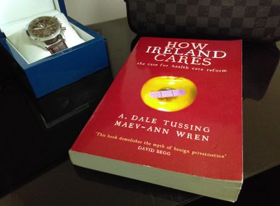 How Ireland Cares: The Case For Health Care Reform ! RRP 31 EURO !