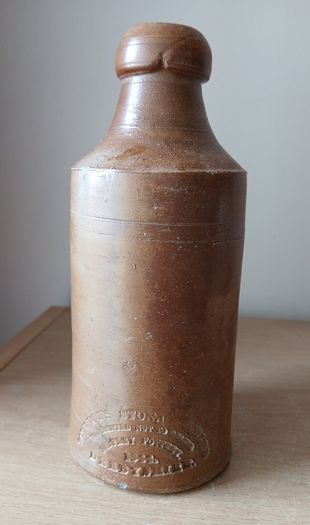 vitreous stone bottles warranted not to absorb shipley pottery 1844 derbyshire