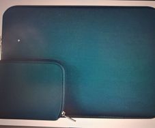 Laptop sleeve