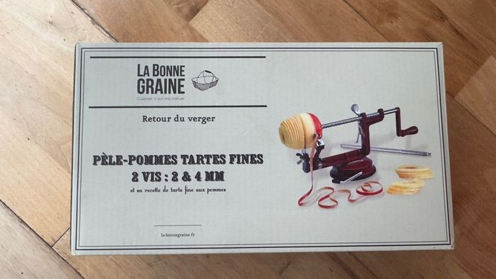 Apple Peeler, Corer and Slicer