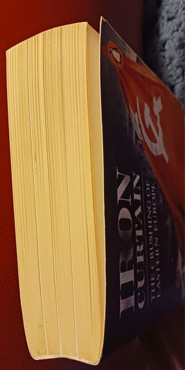 Iron Curtain/ The Crushing of Eastern Europe/ Anne Applebaum/2013