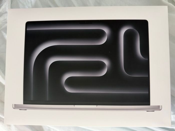 Apple MacBook Pro 16.2" M4 Pro 24GB 512GB Silver