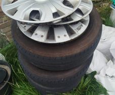 Ford wheels and tyres
