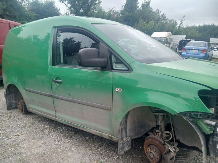 2011  vw  caddy  16        for  spare   parts