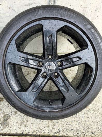 Genuine Audi A3/S3 S-Line 17" Alloys & Tyres - Like New, Good Tyres