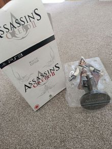 Assassin's creed white edition figure ps3