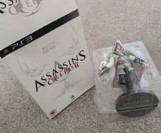 Assassin's creed white edition figure ps3