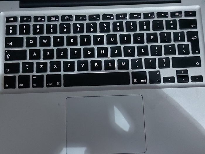 Apple MacBook Pro Model A1278, macOS High Sierra, Intel Core i5, 2.3GHz, 16GB Ram, 128GB SSD, Keyboard issues
