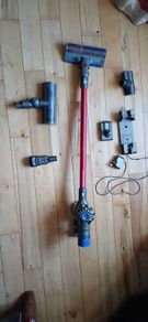 Dyson V8 Advanced Cordless Vacuum Cleaner, Powerful and Lightweight
