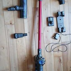Dyson V8 Advanced Cordless Vacuum Cleaner, Powerful and Lightweight