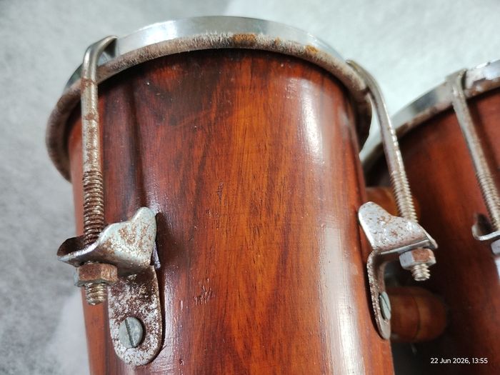 Set of bongos (26224)
