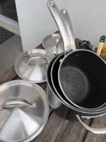 Circulon saucepans